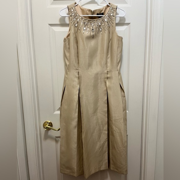 Tahari Champagne Cocktail Dress with jeweled neckline size 8 - Picture 5 of 7